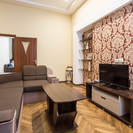 Odessa 3Bedroom Deribas Apartment מראה חיצוני תמונה