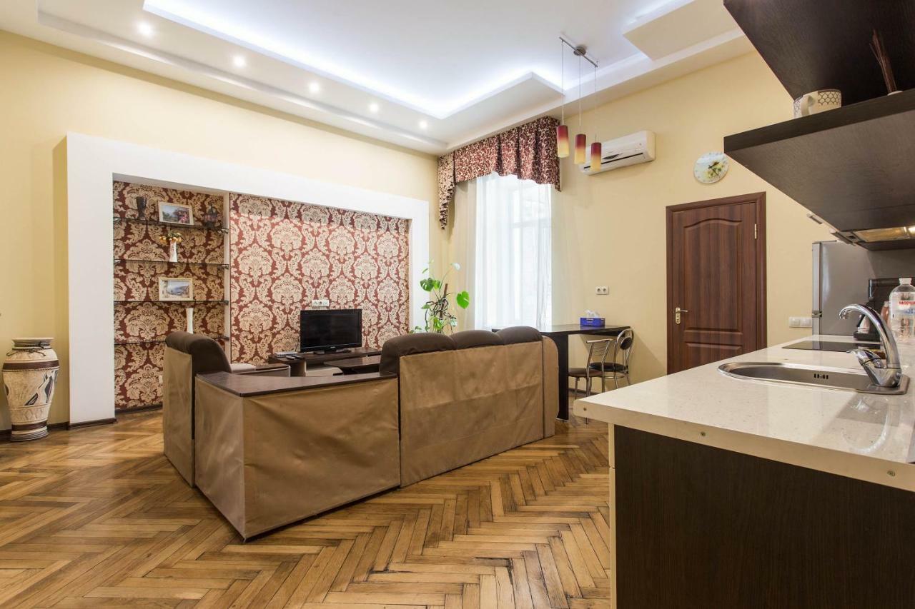 Odessa 3Bedroom Deribas Apartment מראה חיצוני תמונה